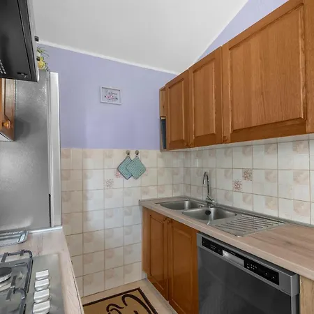 Apartment Casa Jelena With Shared Pool