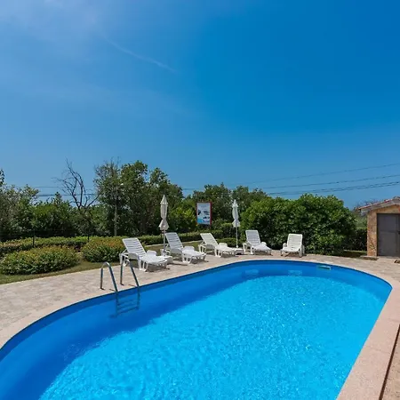 Casa Jelena With Shared Pool Apartment