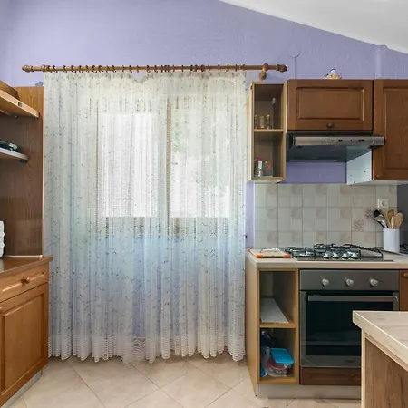 Casa Jelena With Shared Pool * Kastelir