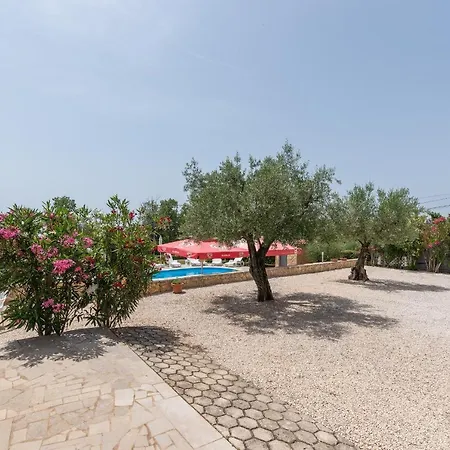 Casa Jelena With Shared Pool