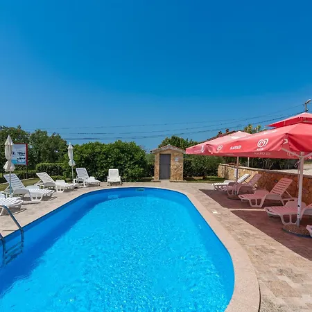 Casa Jelena With Shared Pool