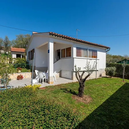 Casa Jelena With Shared Pool * Kastelir